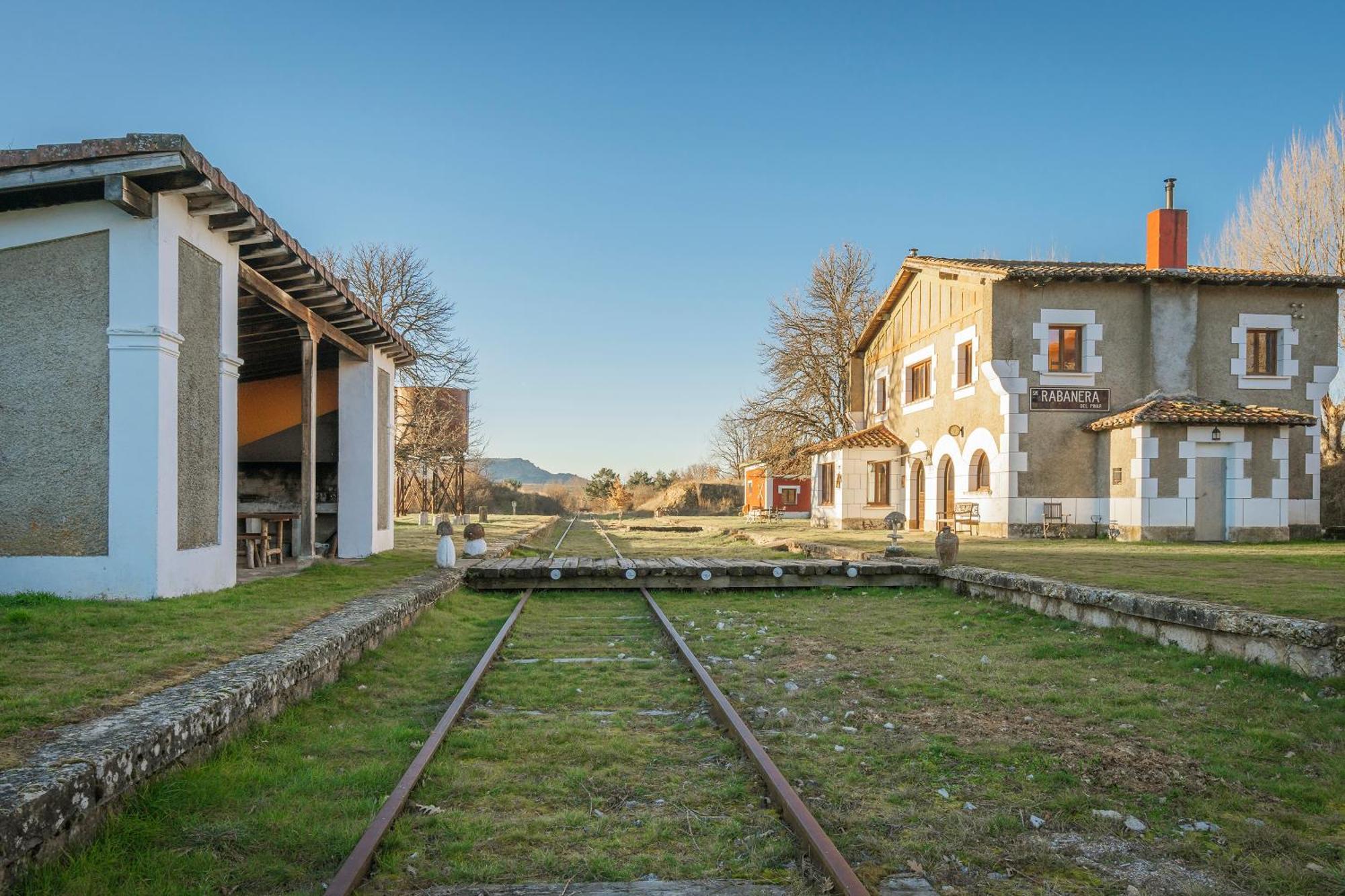 Rabanera del Pinar La Estacion De Rabanera 게스트하우스 외부 사진